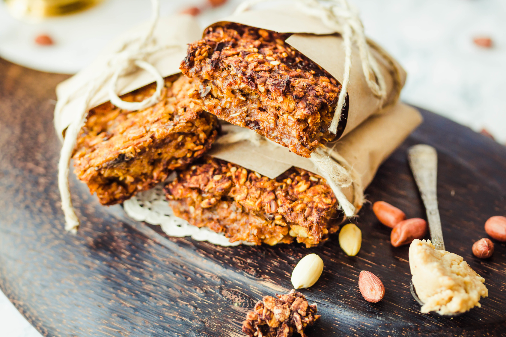 White Chocolate Peanut Butter Cinnamon Protein Bars Get RIPPED!® by